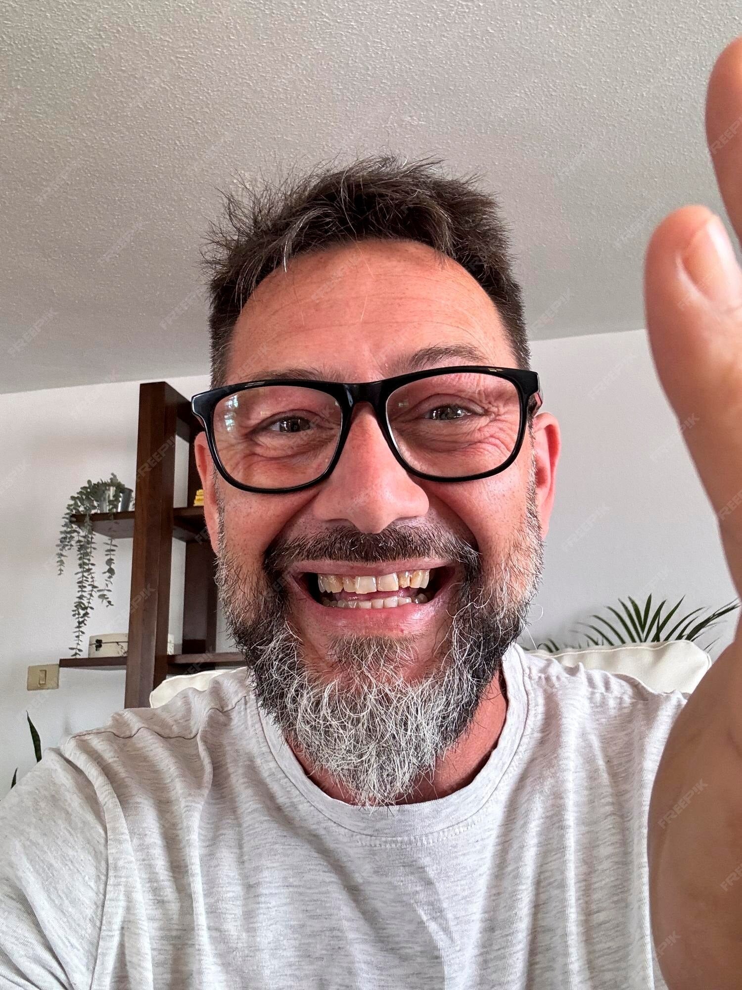 <strong>Juan LL.</strong>